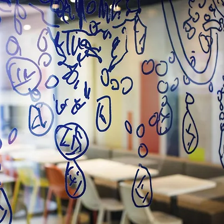 Hotel Ibis Budget Saint Quentin Yvelines - Velodrome Montigny-le-Bretonneux