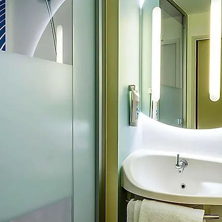 Ibis Budget Saint Quentin Yvelines - Velodrome 2* Montigny-le-Bretonneux