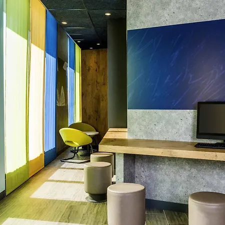 Ibis Budget Saint Quentin Yvelines - Vélodrome Hotel Montigny-le-Bretonneux