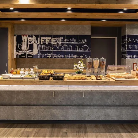 Hotel Ibis Budget Saint Quentin Yvelines - Velodrome
