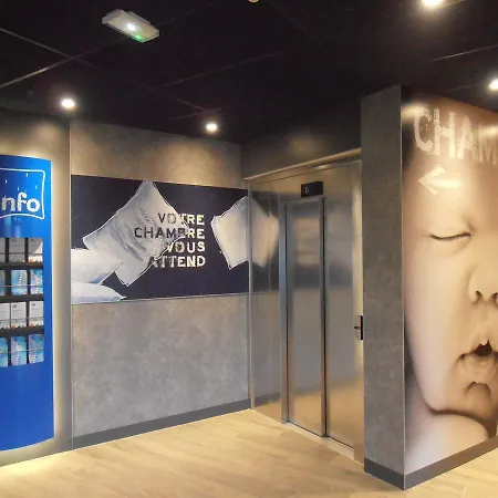 Ibis Budget Saint Quentin Yvelines - Velodrome فندق مونتينيو لي بروتون