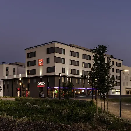 Ibis Budget Saint Quentin Yvelines - Velodrome 2* مونتينيو لي بروتون