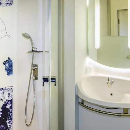 Ibis Budget Saint Quentin Yvelines - Velodrome Hotell 2*
